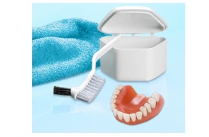 Контейнер для зубных протезов Duo с логотипом